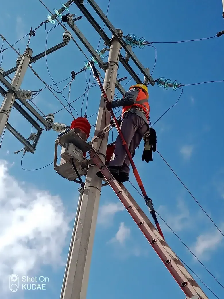 Subestación eléctrica construida por Electroconstructora Nuño en parque industrial
