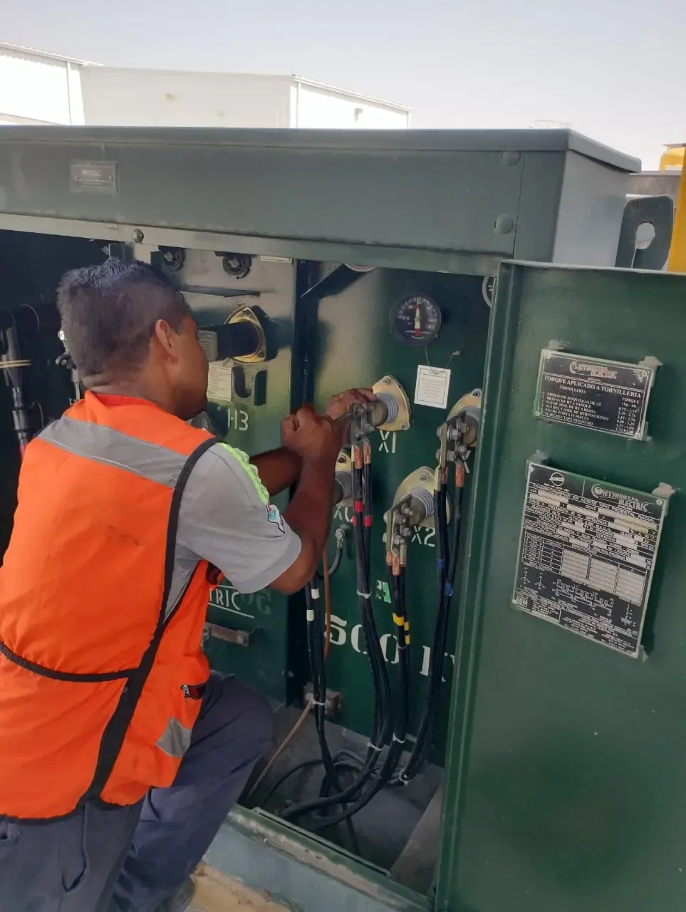 Proyecto eléctrico industrial de Electroconstructora Nuño en planta maquiladora